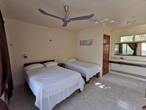 Imagen de la habitación del Hotel Las Caba&ntilde;as Del Doctor. Foto 8