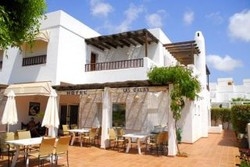 Imagen general del Hotel Las Calas, Agua Amarga. Foto 16