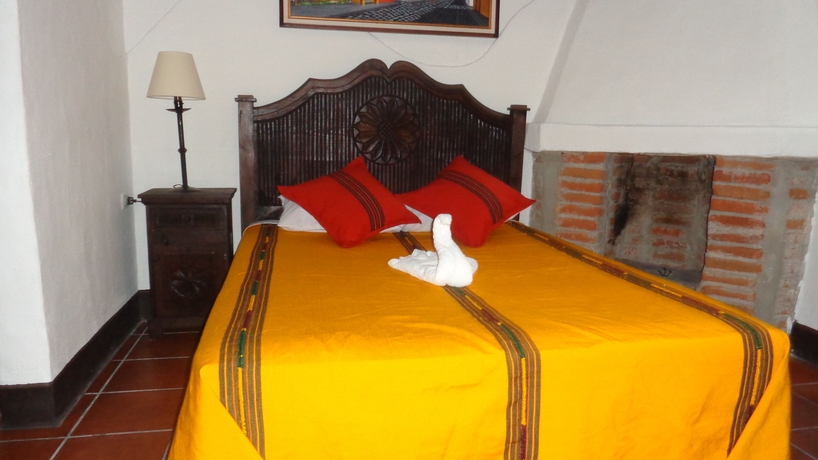 Imagen de la habitación del Hotel Las Camelias Inn. Foto 2