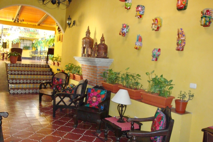 Imagen de los interiores del Hotel Las Camelias Inn. Foto 13