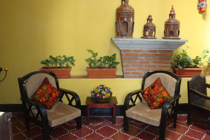 Imagen de los interiores del Hotel Las Camelias Inn. Foto 15