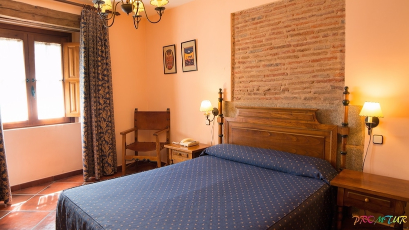 Imagen de la habitación del Hotel Las Cancelas. Foto 3