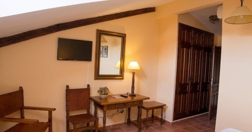 Imagen de la habitación del Hotel Las Cancelas. Foto 4