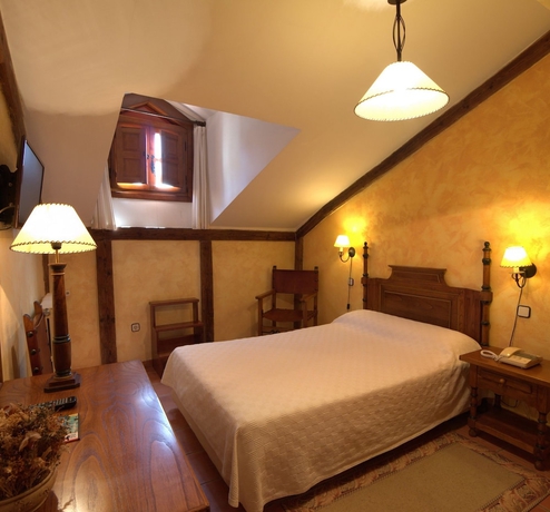 Imagen de la habitación del Hotel Las Cancelas. Foto 5