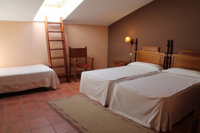 Imagen de la habitación del Hotel Las Cancelas. Foto 7