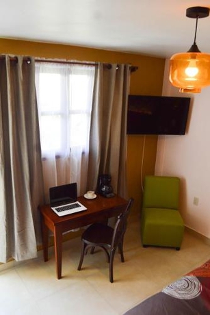 Imagen de la habitación del Hotel Las Candelas. Foto 7
