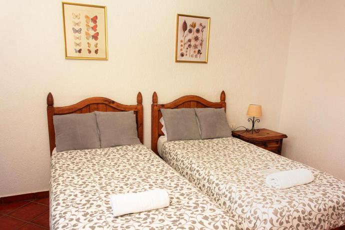 Imagen de la habitación del Hotel Las Ca&ntilde;adas. Foto 3