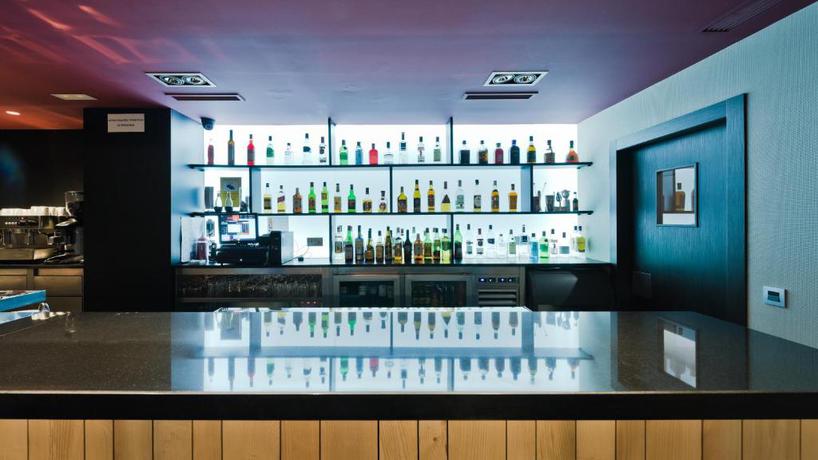 Imagen del bar/restaurante del Hotel Las Casas de Pandreula. Foto 3