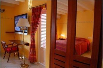Imagen general del Hotel Las Cayenas Beach. Foto 1