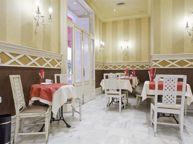 Imagen general del Hotel Las Cortes De Cádiz. Foto 6