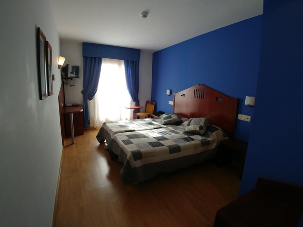 Imagen general del Hotel Las Cruces, Belmonte. Foto 3