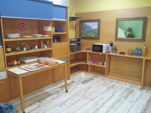 Imagen general del Hotel Las Cruces, Belmonte. Foto 7