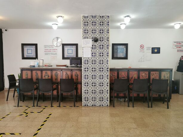 Imagen general del Hotel Las Dalias Inn. Foto 3