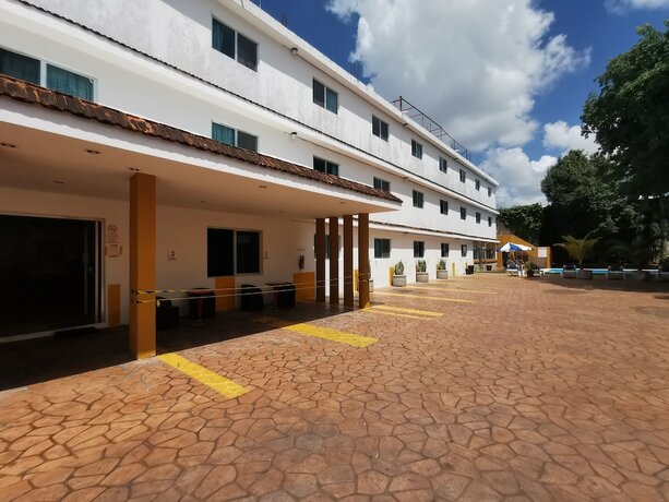 Imagen general del Hotel Las Dalias Inn. Foto 14