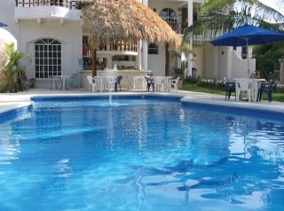 Imagen de la piscina del Hotel Las Dunas Chahu&eacute;. Foto 6