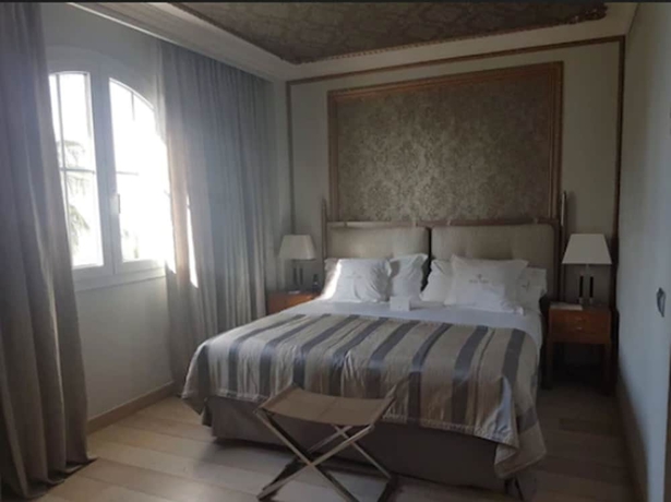 Imagen de la habitación del Hotel Las Dunas Grand Luxury. Foto 3