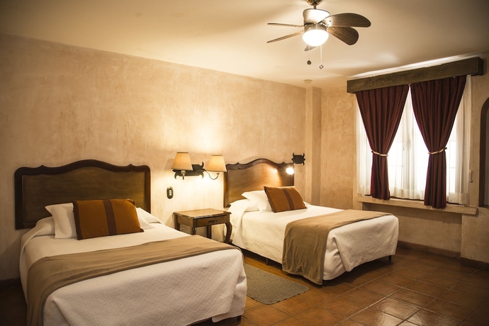 Imagen general del Hotel Las Farolas, Antigua Guatemala. Foto 1