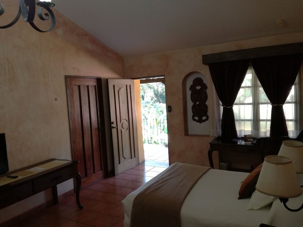Imagen de la habitación del Hotel Las Farolas, Antigua Guatemala. Foto 3