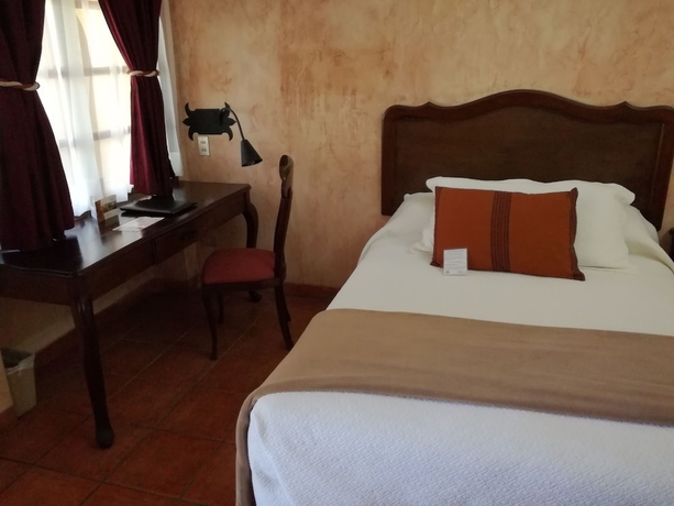 Imagen de la habitación del Hotel Las Farolas, Antigua Guatemala. Foto 6