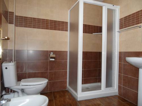 Imagen de la habitación del Hotel Las Flores, Tolox. Foto 5