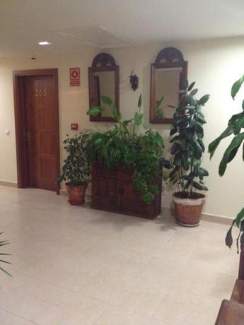 Imagen general del Hotel Las Fuentes, Torrecaballeros. Foto 13