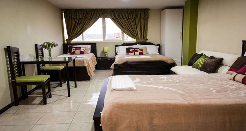Imagen de la habitación del Hotel Las Gardenias. Foto 11