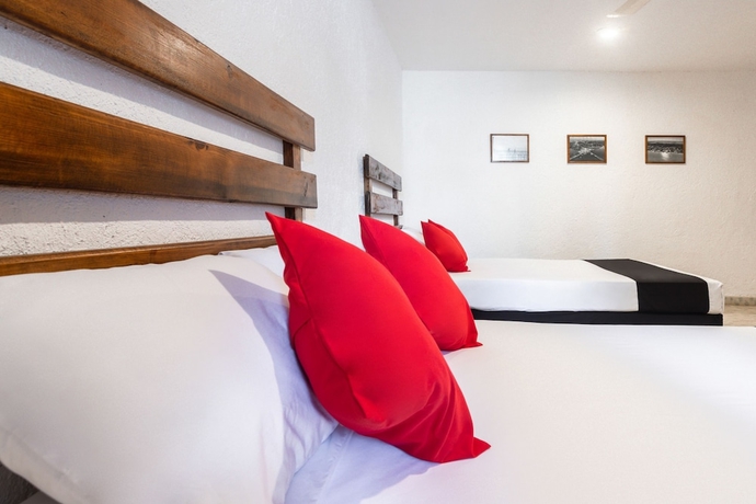 Imagen de la habitación del Hotel Las Garzas. Foto 7