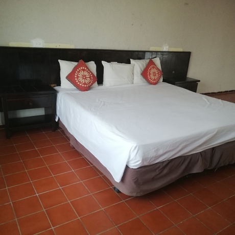 Imagen de la habitación del Hotel Las Garzas. Foto 15