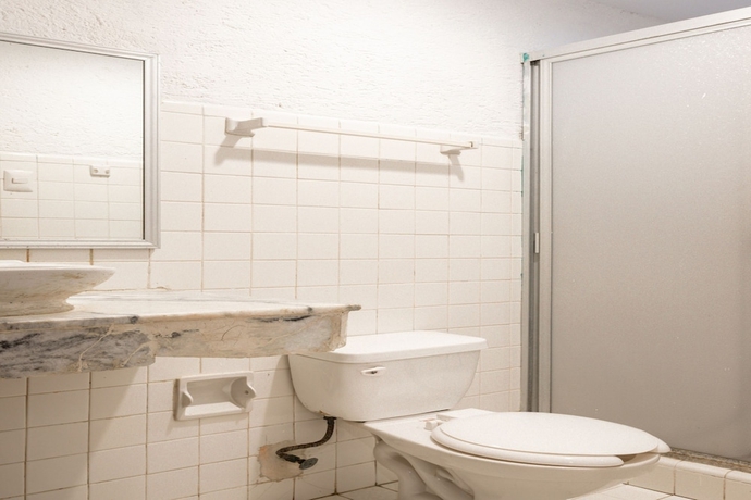 Imagen de la habitación del Hotel Las Garzas. Foto 17