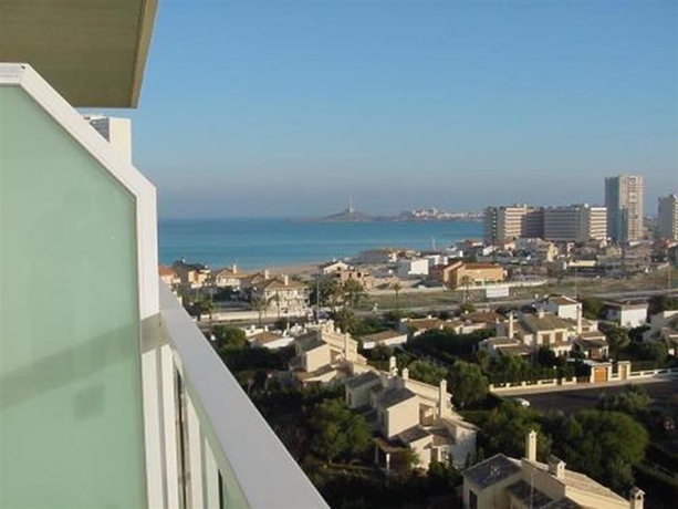 Imagen general del Hotel Las Gaviotas, La Manga del Mar Menor. Foto 15