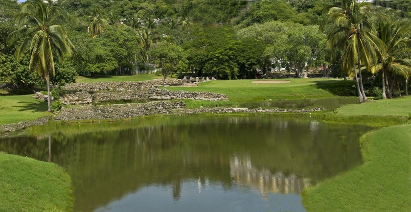 Imagen de los exteriores del Hotel Las Hadas By Brisas. Foto 8