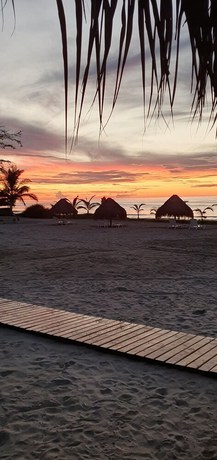 Imagen de los interiores del Hotel Las Hamacas, Punta Sal. Foto 14