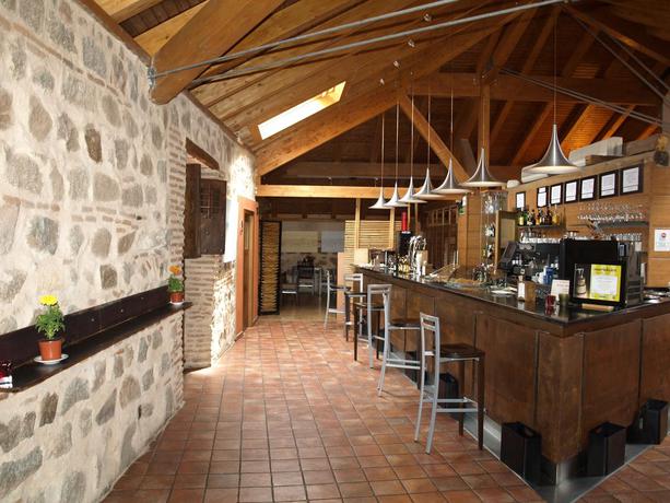 Imagen del bar/restaurante del Hotel Las Leyendas. Foto 4