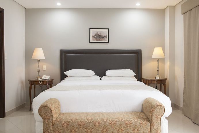 Imagen de la habitación del Hotel Las Lomas Casa. Foto 15