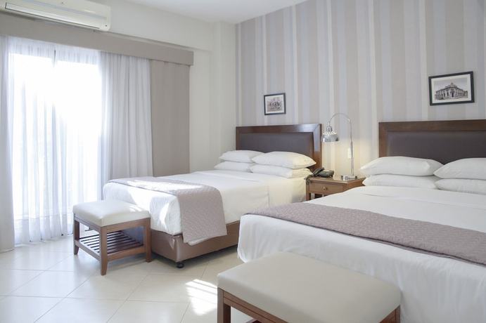 Imagen de la habitación del Hotel Las Lomas Casa. Foto 16