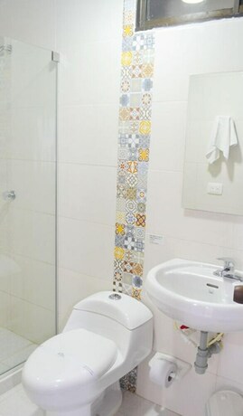 Imagen de la habitación del Hotel Las Margaritas Alojamientos. Foto 30