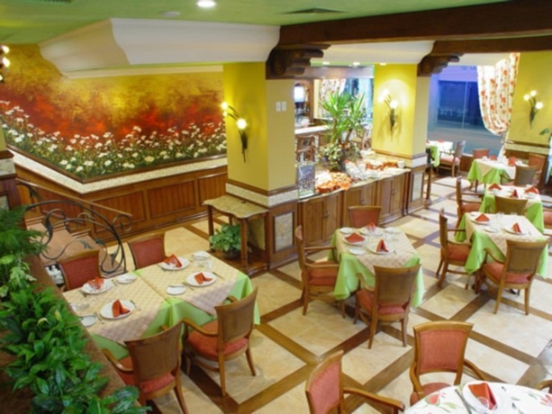 Imagen del bar/restaurante del Hotel Las Margaritas, Asunci&oacute;n. Foto 2