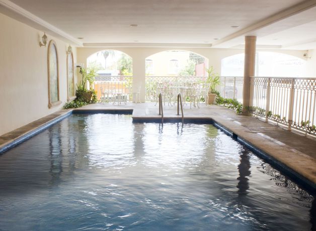 Imagen de la piscina del Hotel Las Margaritas Merida. Foto 10