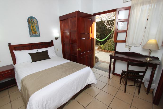 Imagen de la habitación del Hotel Las Mariposas. Foto 13