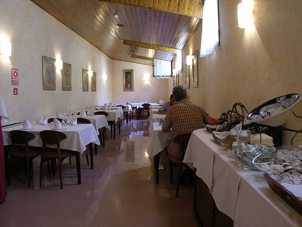 Imagen del bar/restaurante del Hotel Las Moradas. Foto 3