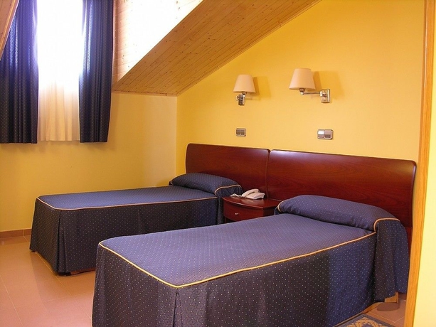 Imagen de la habitación del Hotel Las Moradas. Foto 12