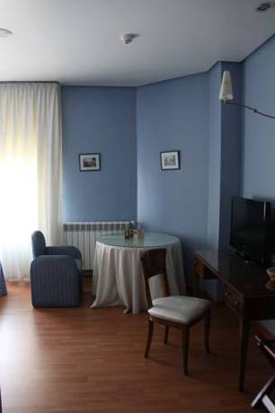 Imagen de la habitación del Hotel Las Moreras. Foto 3