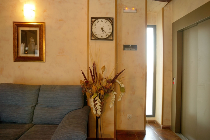 Imagen de los interiores del Hotel Las Murallas. Foto 9