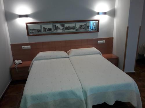 Imagen de la habitación del Hotel Las Murallas. Foto 4