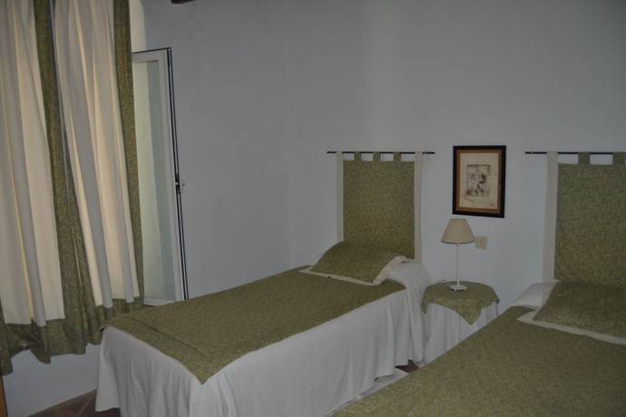 Imagen de la habitación del Hotel Las Navezuelas. Foto 3