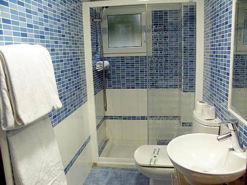 Imagen de la habitación del Hotel Las Nieves, Jaca . Foto 12