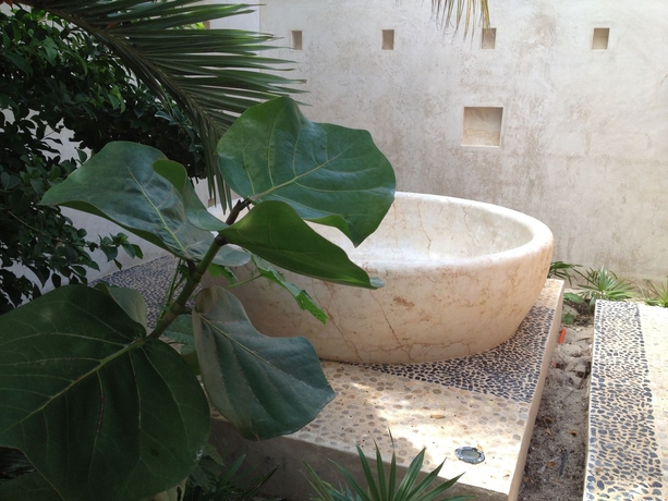 Imagen de los exteriores del Hotel Las Nubes De Holbox. Foto 8