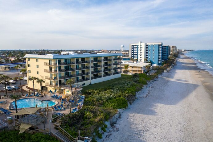 Imagen general del Hotel Las Olas Beach Club. Foto 14