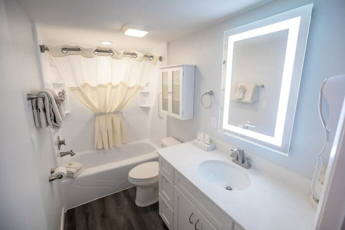 Imagen general del Hotel Las Olas Beach Club. Foto 15