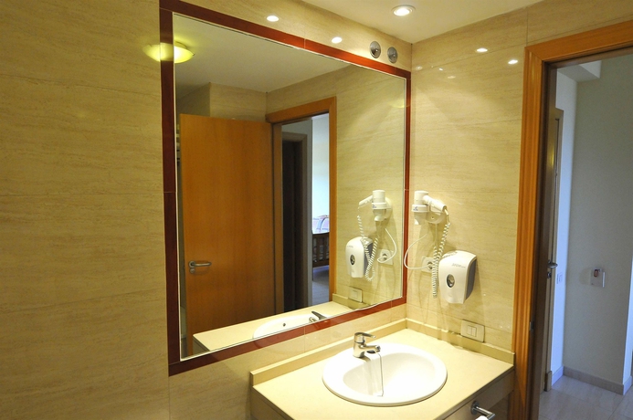 Imagen de la habitación del Hotel Las Olas, Playa Cancajos. Foto 2